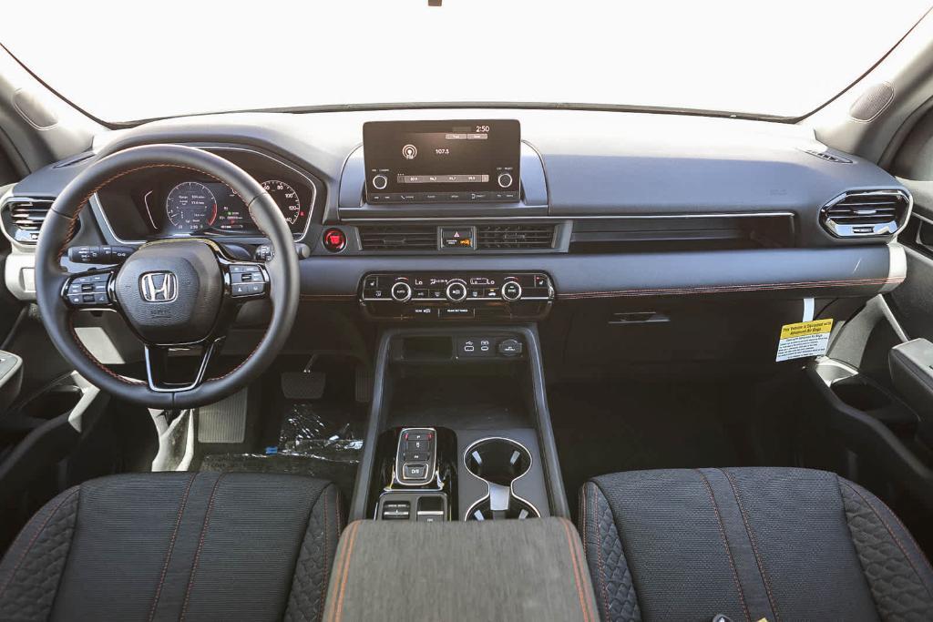 new 2025 Honda Pilot car, priced at $42,150