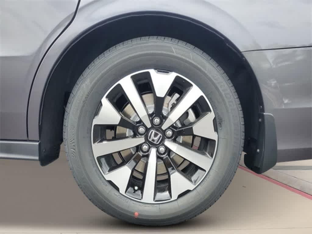 new 2026 Honda Odyssey car, priced at $42,383