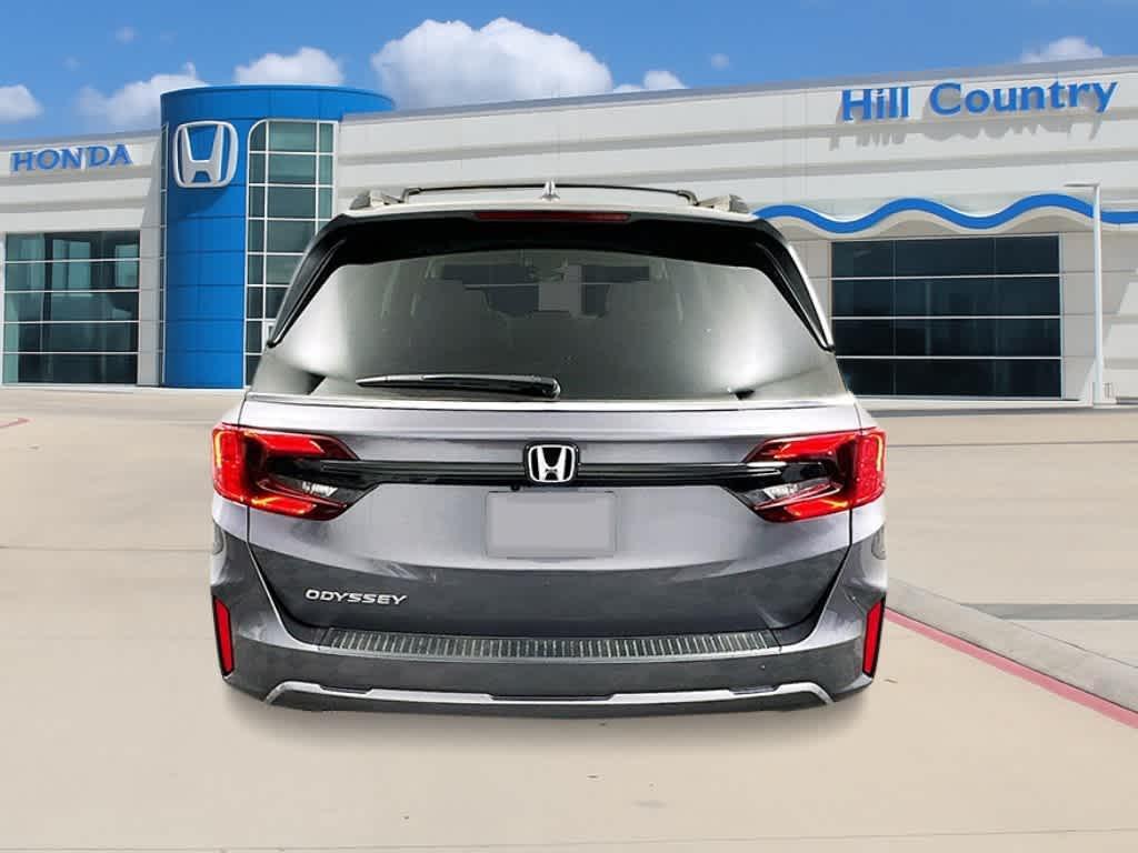 new 2026 Honda Odyssey car, priced at $42,383