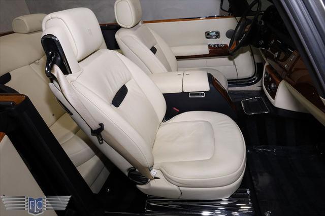 used 2010 Rolls-Royce Phantom Drophead Coupe car