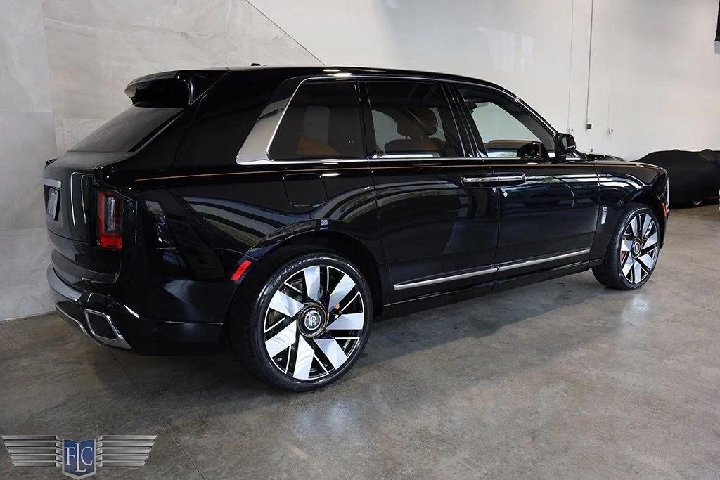 used 2025 Rolls-Royce Cullinan car