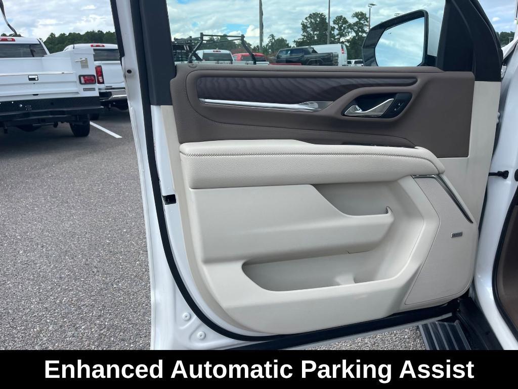 used 2023 GMC Yukon XL car, priced at $68,900