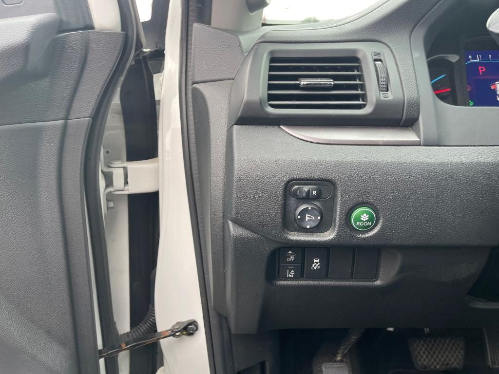 used 2021 Honda Pilot car, priced at $28,200