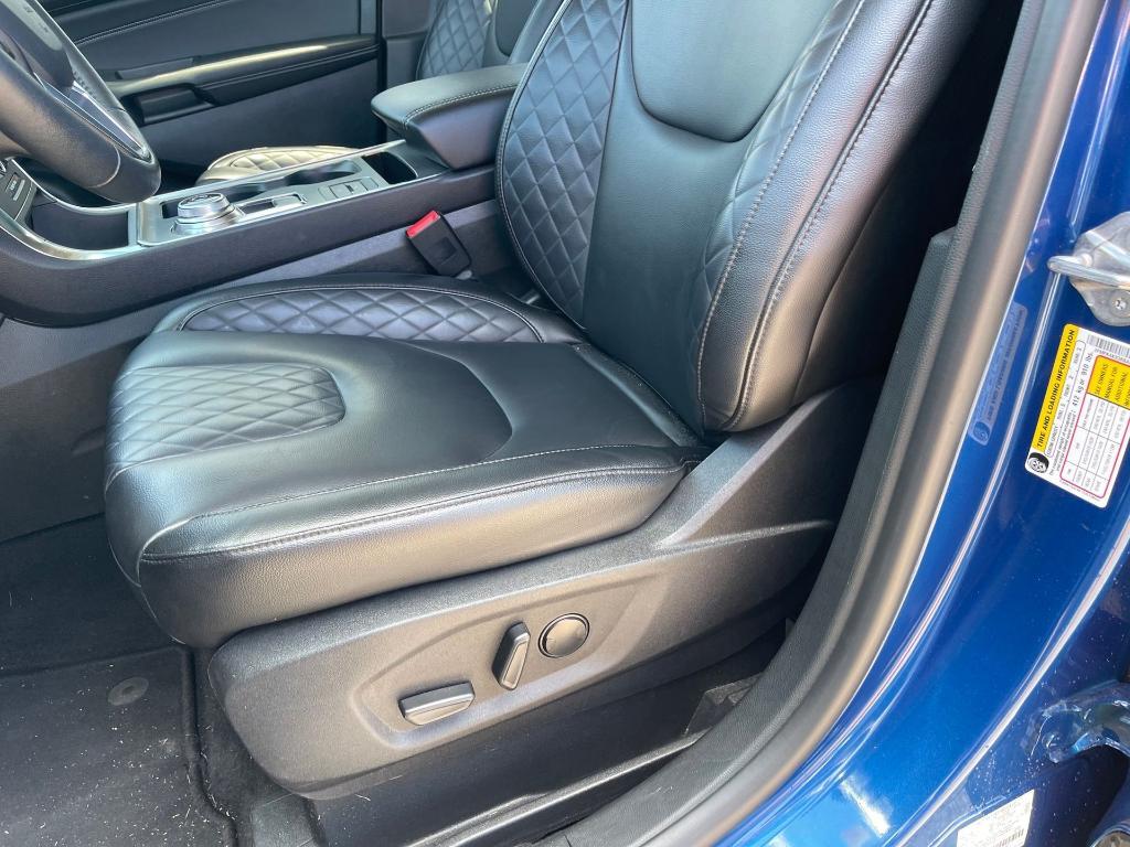 used 2024 Ford Edge car, priced at $29,750