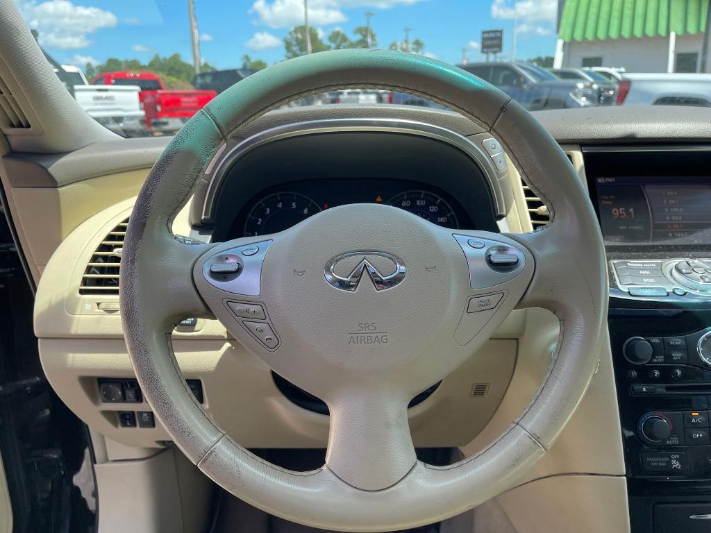 used 2016 INFINITI QX70 car