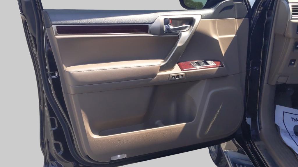 used 2015 Lexus GX 460 car, priced at $27,990