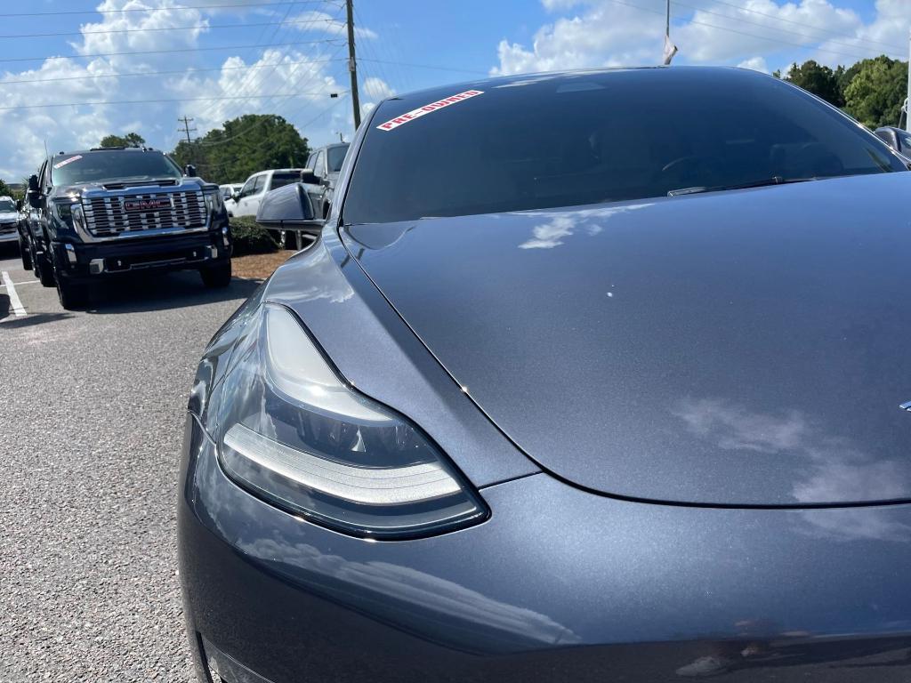 used 2022 Tesla Model 3 car, priced at $29,990