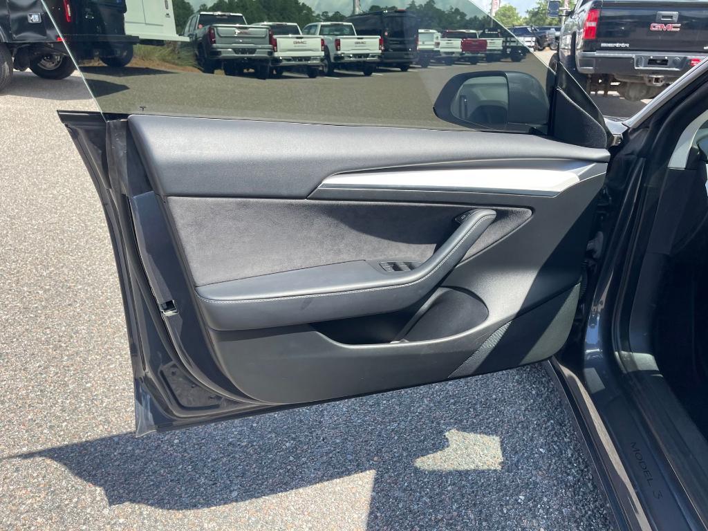 used 2022 Tesla Model 3 car, priced at $29,990