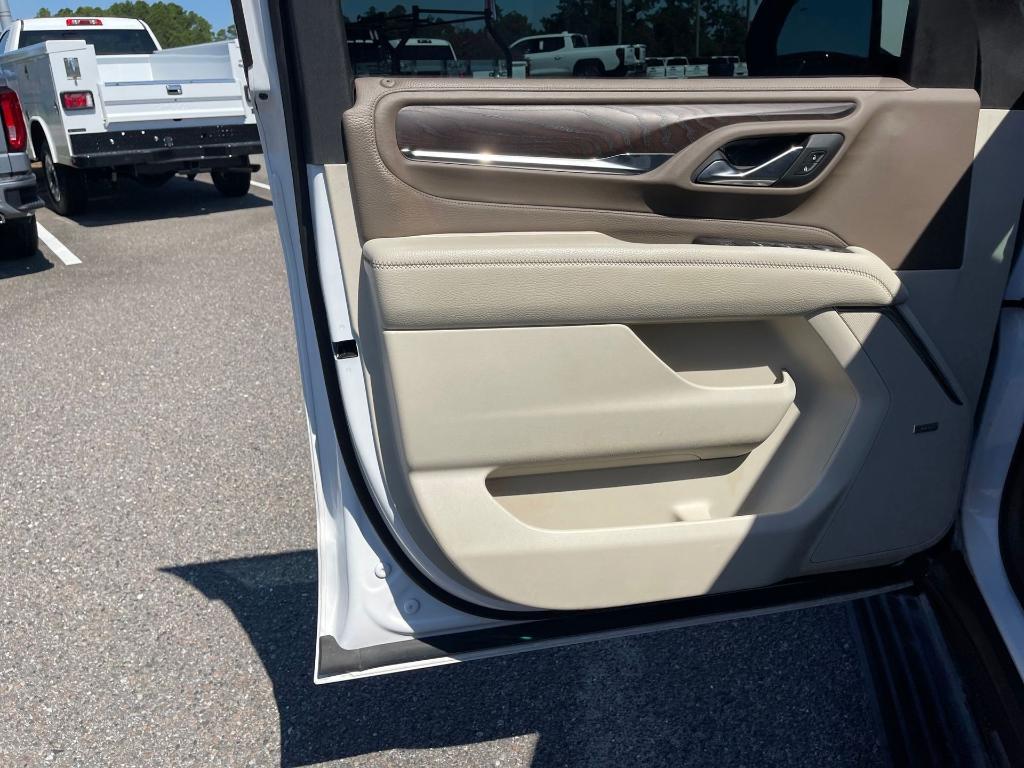 used 2023 GMC Yukon car, priced at $67,000