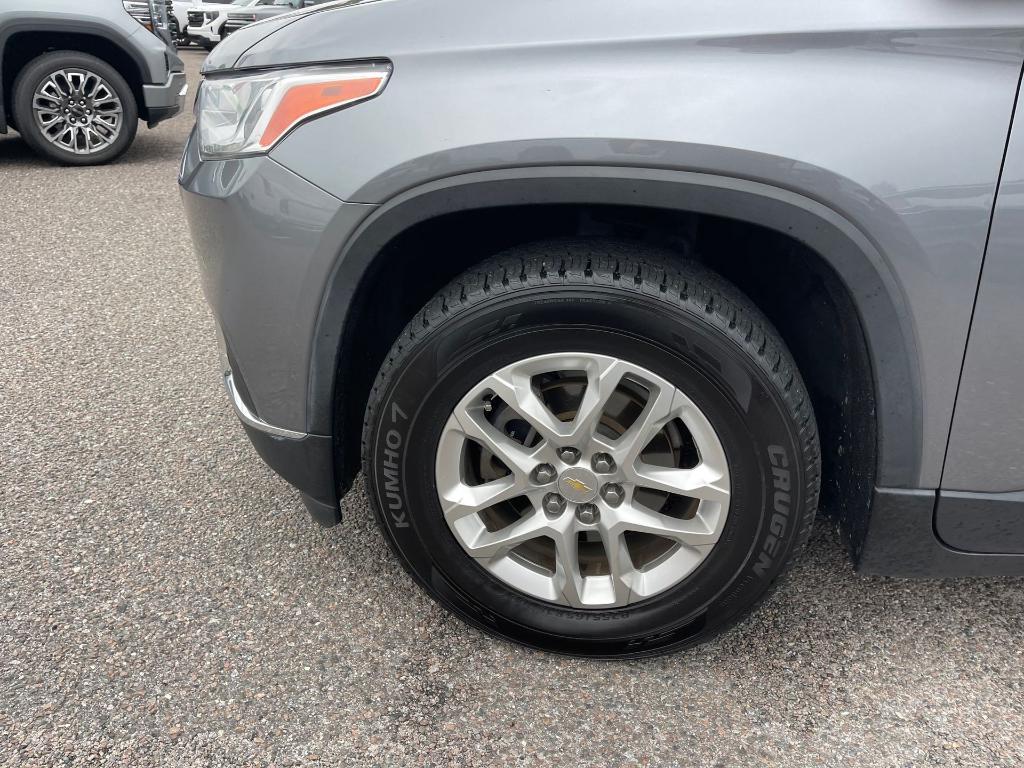 used 2020 Chevrolet Traverse car, priced at $18,500