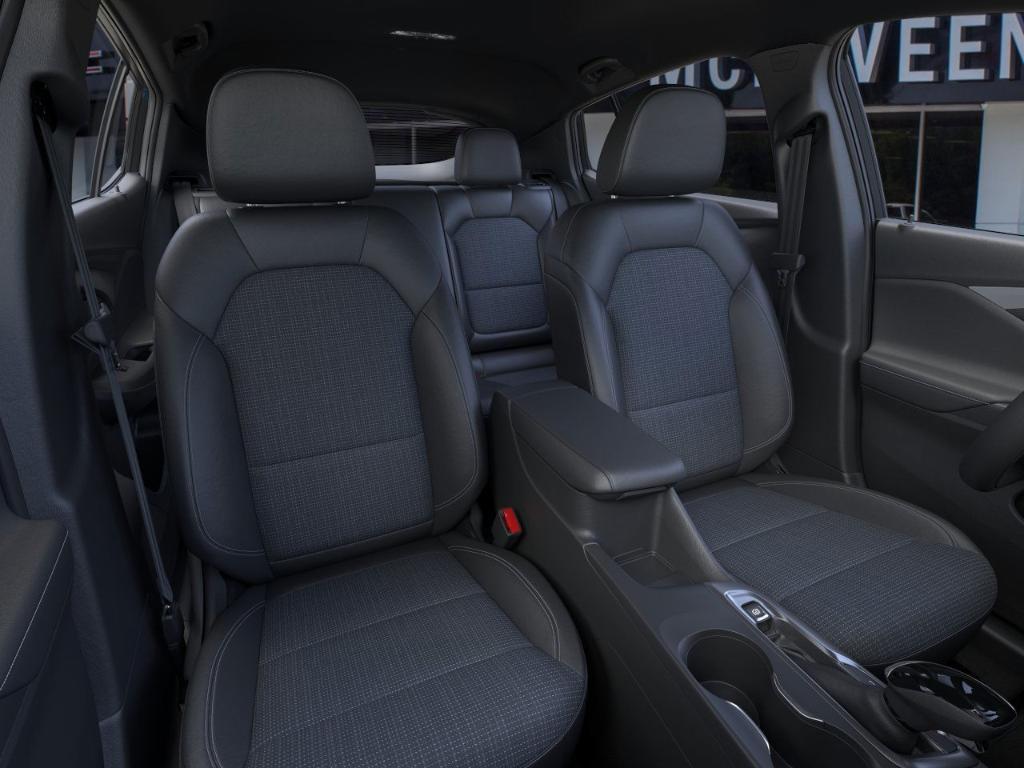 new 2025 Buick Envista car, priced at $25,690