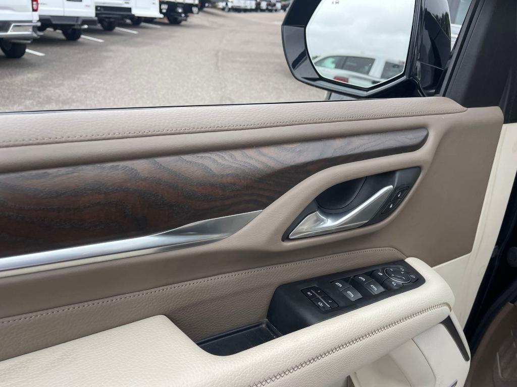 used 2021 GMC Yukon XL car, priced at $51,900