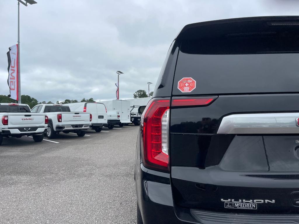 used 2021 GMC Yukon XL car, priced at $51,900