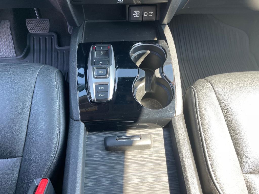 used 2022 Honda Pilot car, priced at $26,700