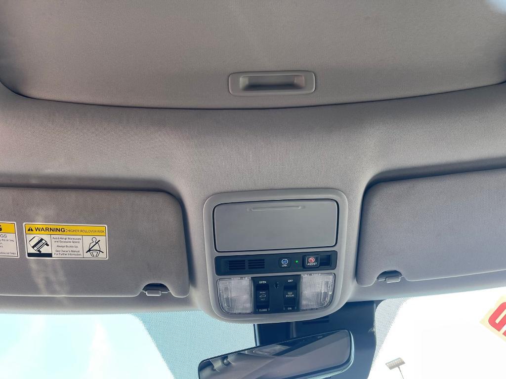 used 2022 Honda Pilot car, priced at $26,700