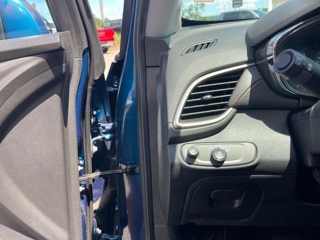 used 2019 Chevrolet Trax car, priced at $14,990