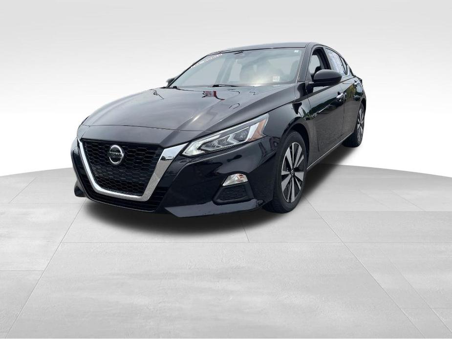 used 2022 Nissan Altima car, priced at $21,000