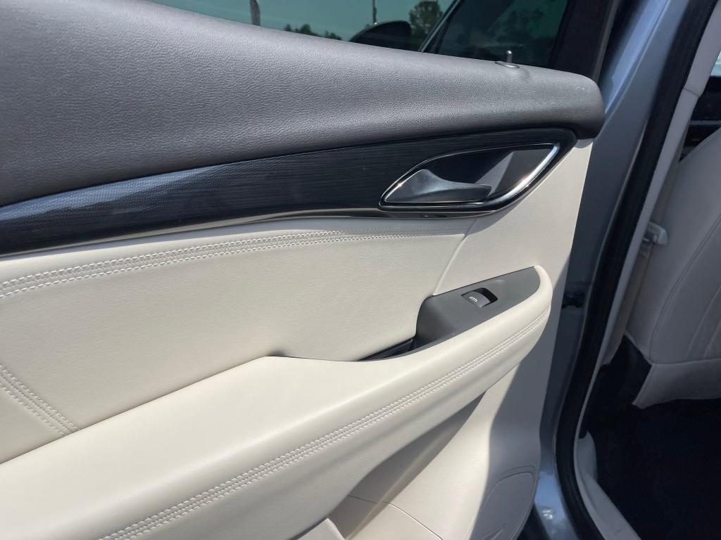 used 2023 Buick Envision car, priced at $26,500