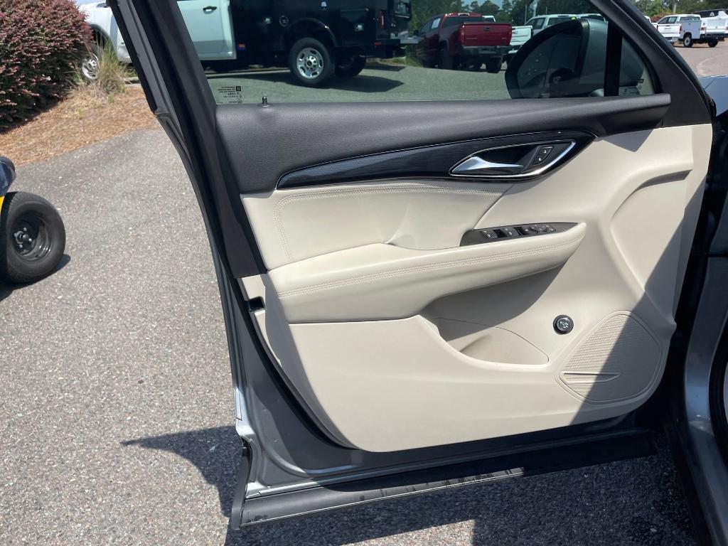 used 2023 Buick Envision car, priced at $26,500