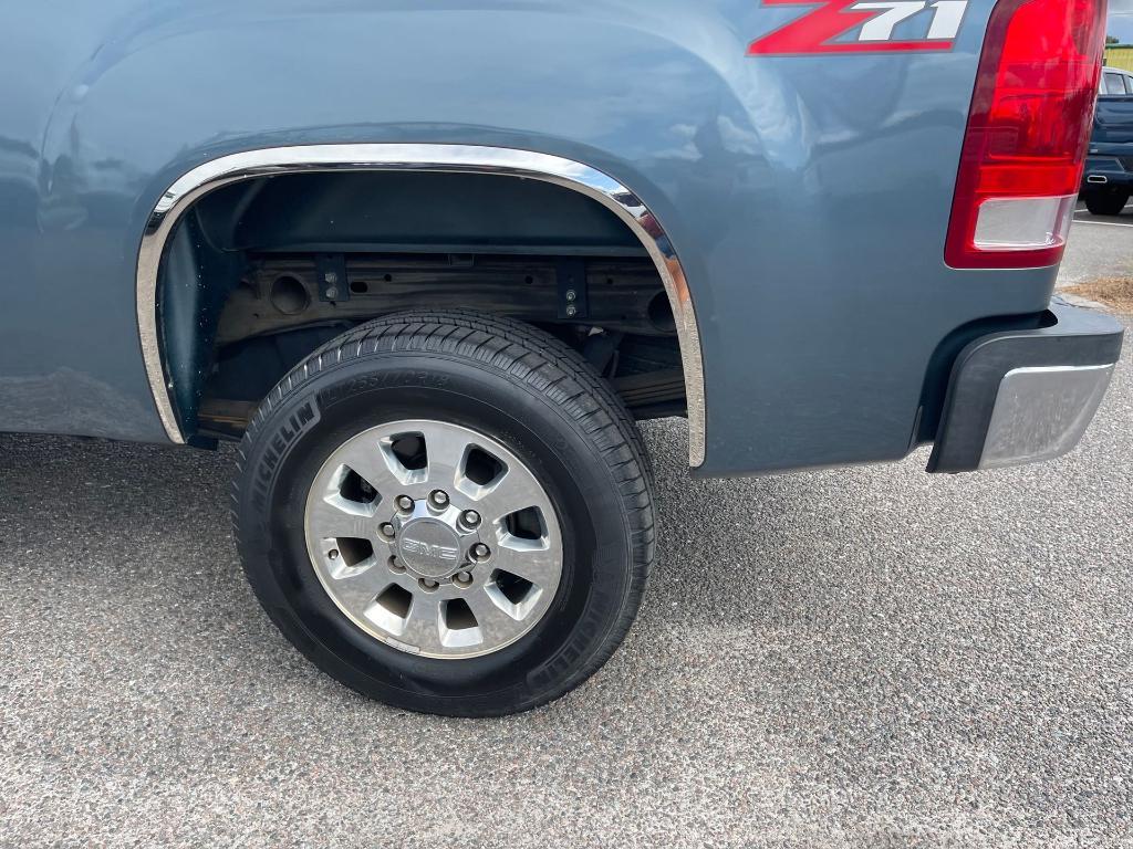 used 2012 GMC Sierra 2500 car, priced at $28,900