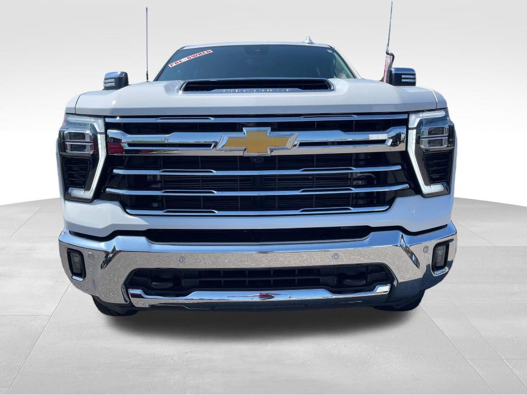 used 2024 Chevrolet Silverado 2500 car, priced at $69,990