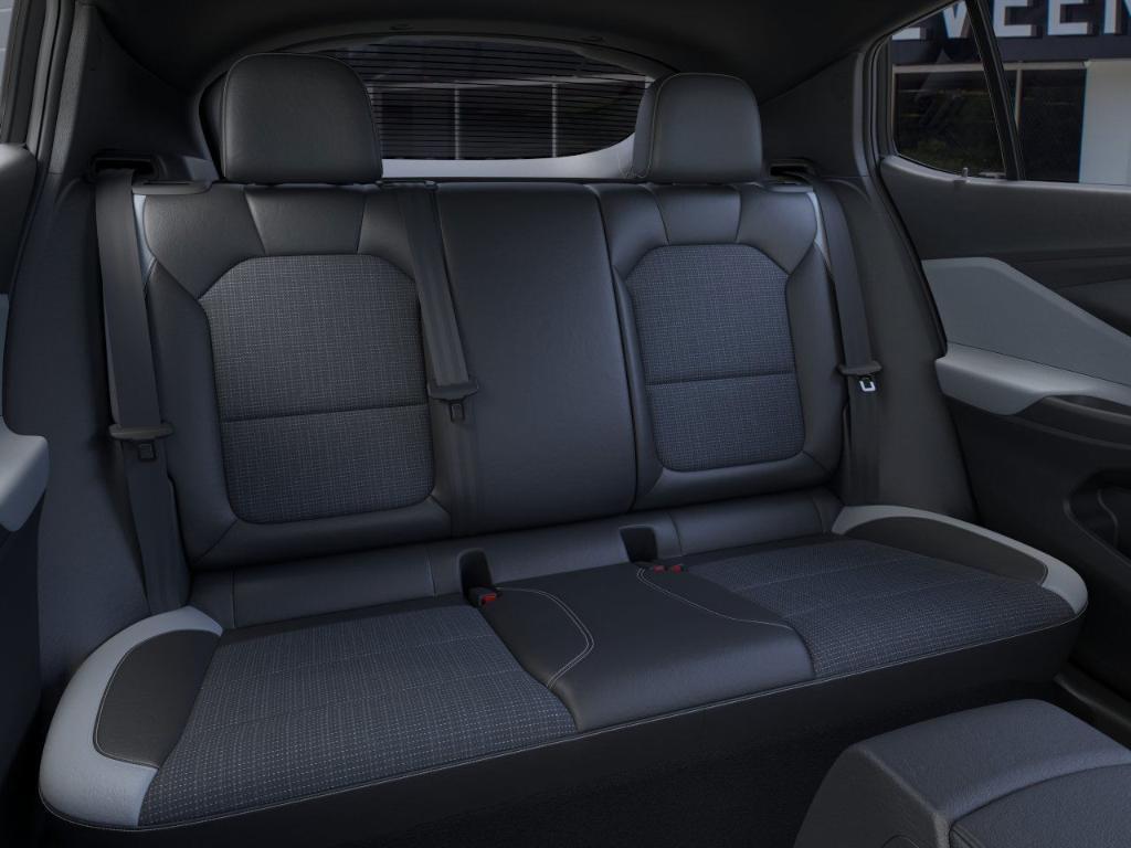 new 2025 Buick Envista car, priced at $25,690