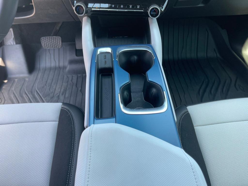 used 2025 Chevrolet Equinox EV car, priced at $25,900