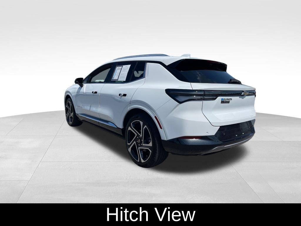 used 2025 Chevrolet Equinox EV car, priced at $25,900