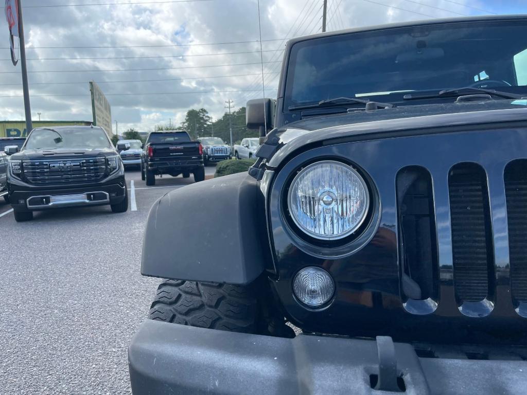 used 2018 Jeep Wrangler JK Unlimited car, priced at $23,750