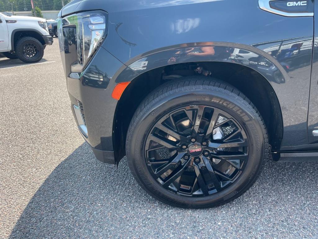 used 2021 GMC Yukon car, priced at $56,500