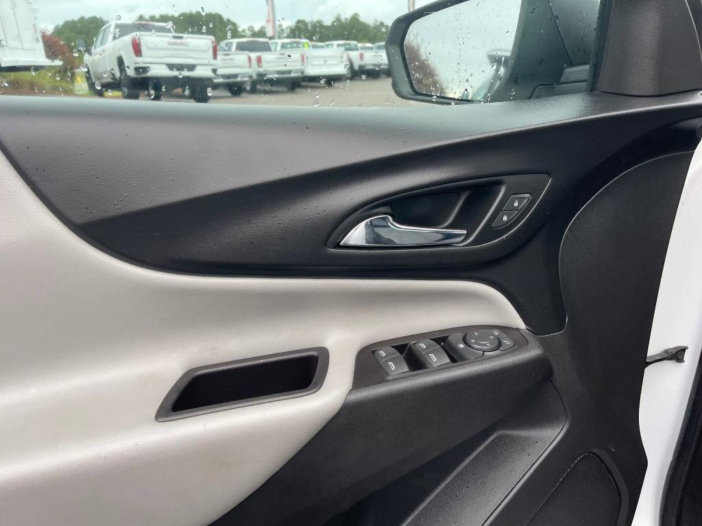 used 2022 Chevrolet Equinox car, priced at $19,500