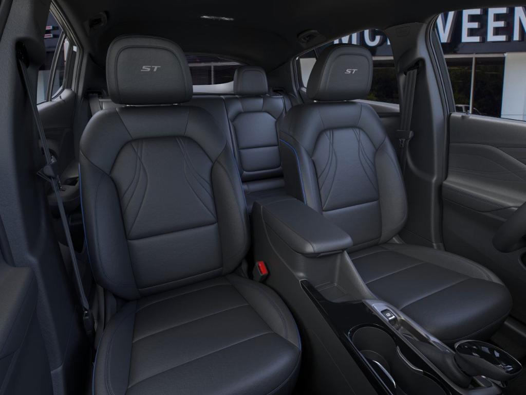 new 2025 Buick Envista car, priced at $28,820