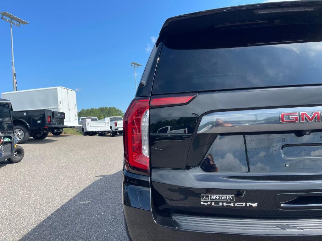used 2022 GMC Yukon XL car, priced at $52,900