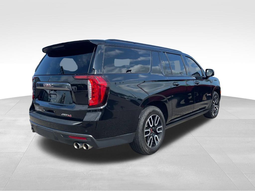 used 2022 GMC Yukon XL car, priced at $52,900