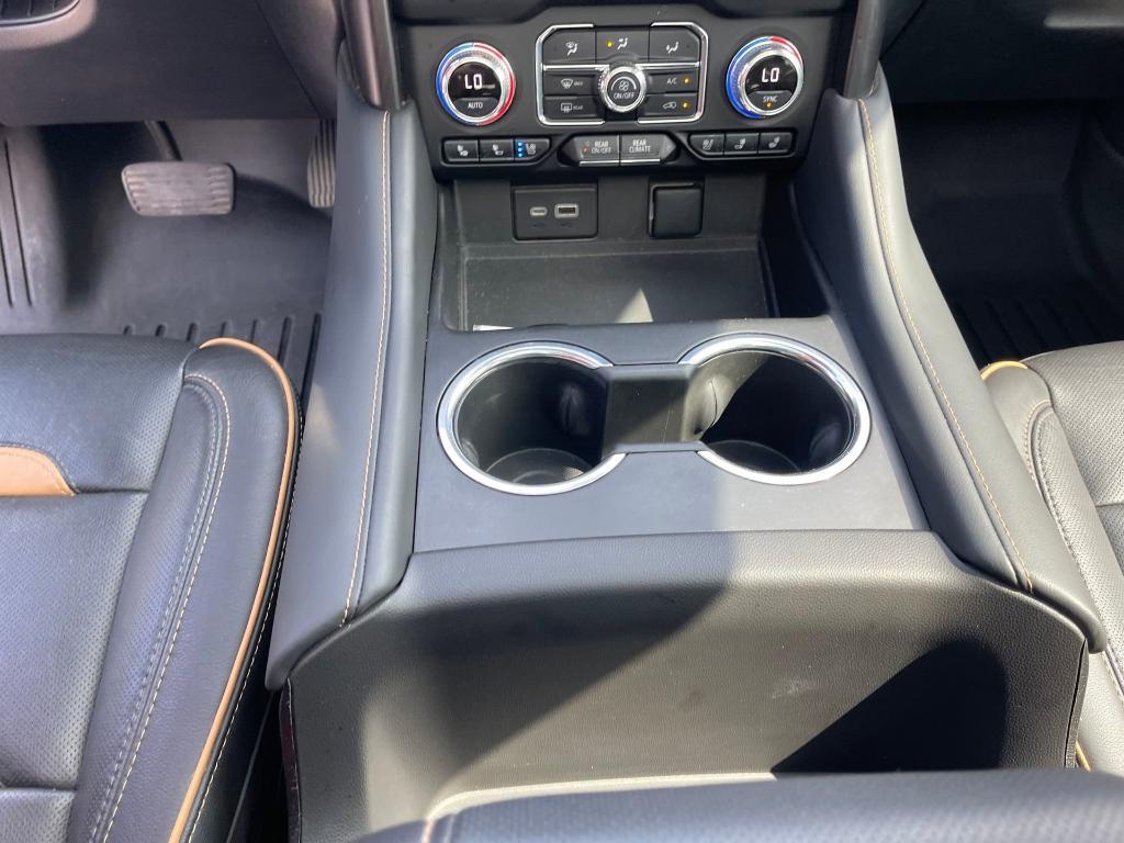 used 2022 GMC Yukon XL car, priced at $52,900