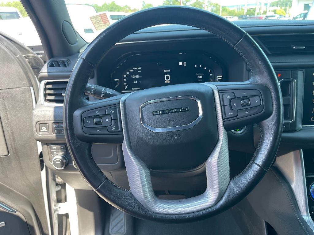 used 2023 GMC Yukon XL car, priced at $61,900