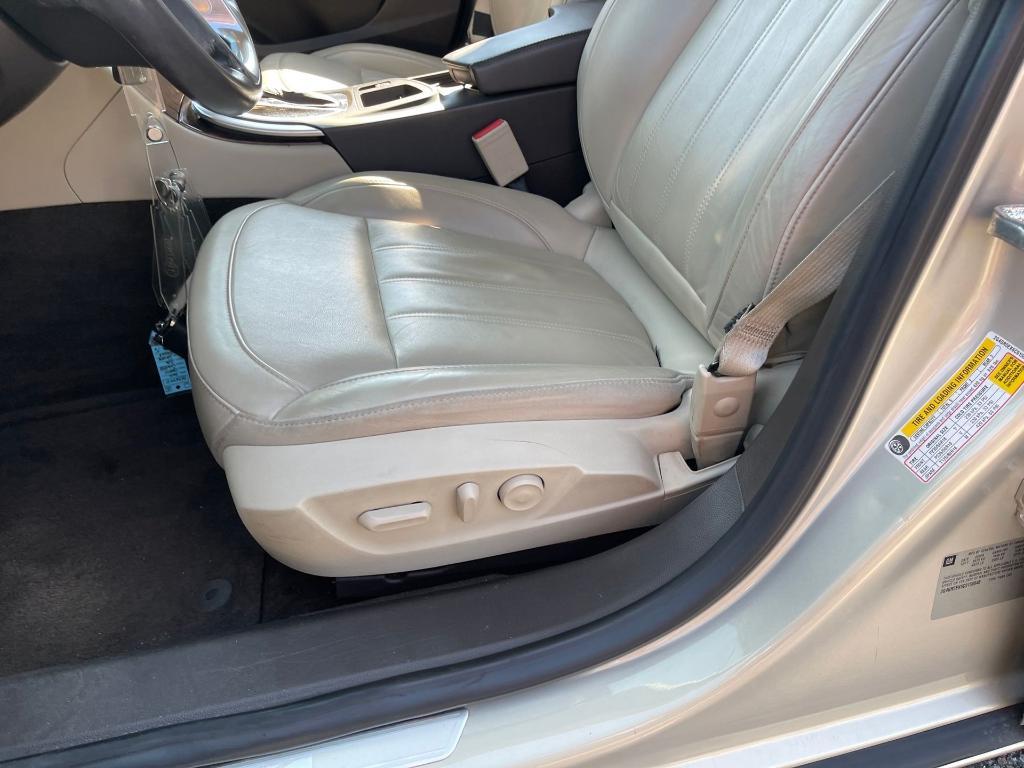 used 2012 Buick Regal car, priced at $13,900