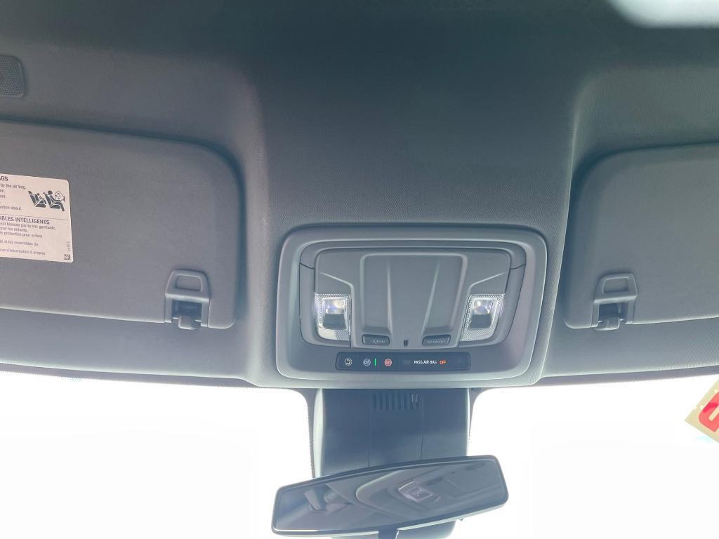 used 2022 Chevrolet Silverado 1500 car, priced at $33,990