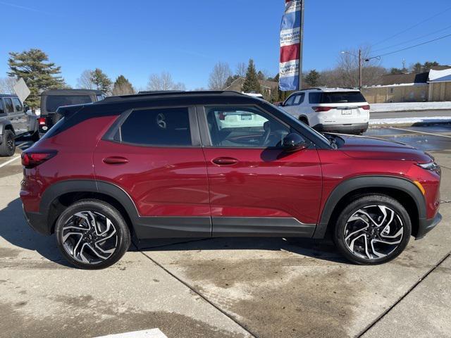 new 2025 Chevrolet TrailBlazer car, priced at $33,180