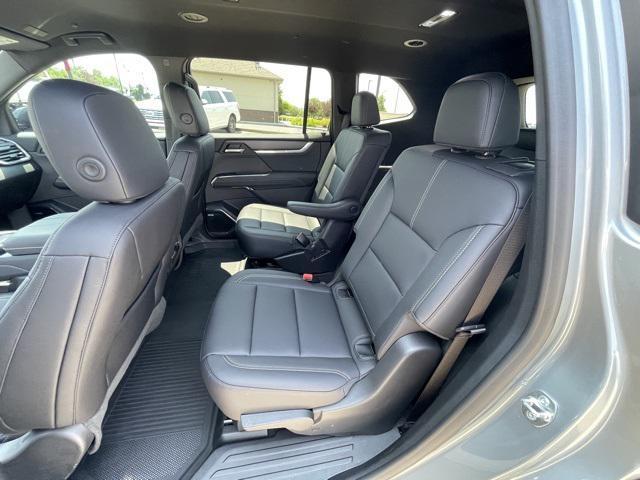 used 2024 GMC Acadia car, priced at $41,809