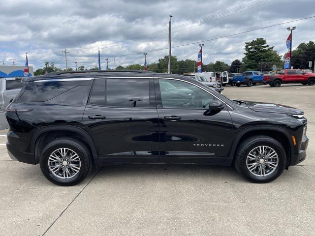 used 2025 Chevrolet Traverse car, priced at $37,900