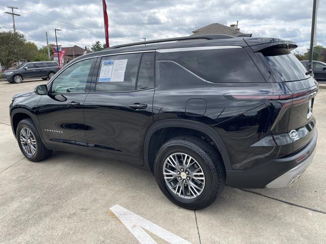used 2025 Chevrolet Traverse car, priced at $37,900