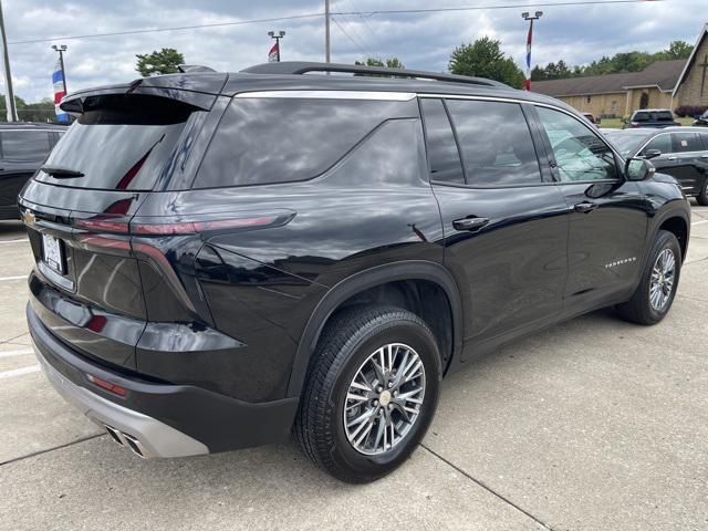 used 2025 Chevrolet Traverse car, priced at $37,900