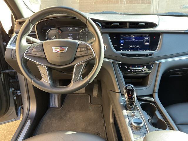 used 2021 Cadillac XT5 car, priced at $28,997