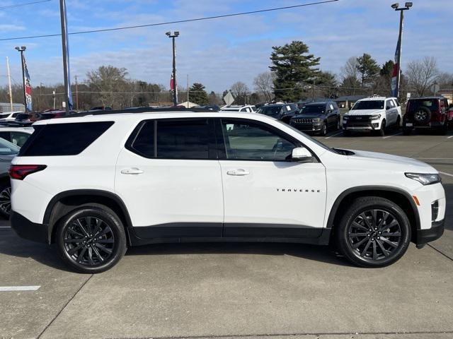 used 2022 Chevrolet Traverse car, priced at $34,494