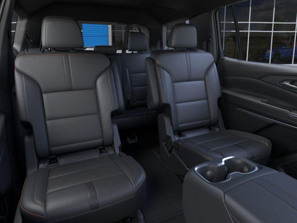 new 2026 Chevrolet Traverse car, priced at $62,010