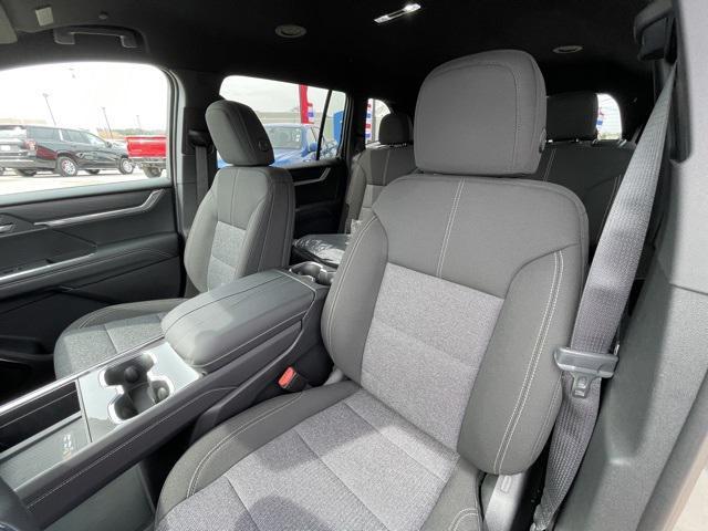 new 2025 GMC Acadia car, priced at $44,890