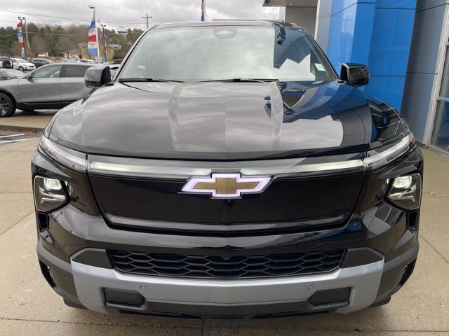 new 2025 Chevrolet Silverado EV car, priced at $82,290