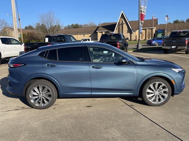 new 2025 Buick Envista car, priced at $28,080