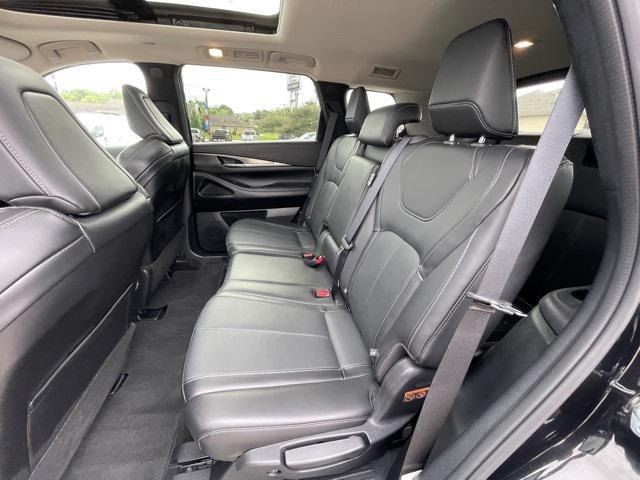 used 2025 INFINITI QX60 car, priced at $43,832
